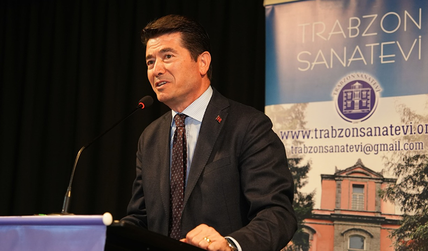 "BAŞKAN KAYA, GÖRSEL MİZAHİ YAPITLAR SERGİSİ’NİN AÇILIŞINA KATILDI"