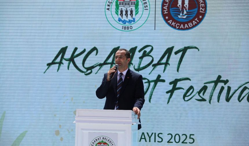 "FESTİVAL RENKLİ GÖRÜNTÜLERE SAHNE OLDU"
