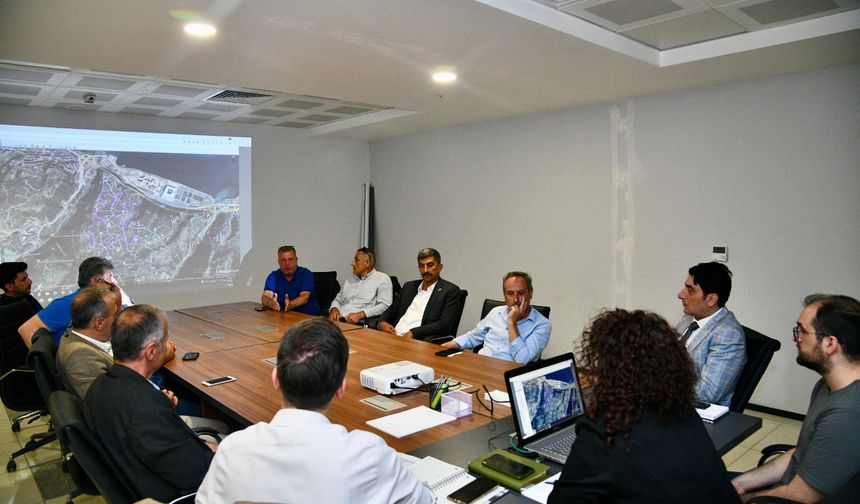 "ORTAHİSAR BELEDİYESİ’NİN ‘18. MADDE BİLGİLENDİRME TOPLANTILARI’ DEVAM EDİYOR"