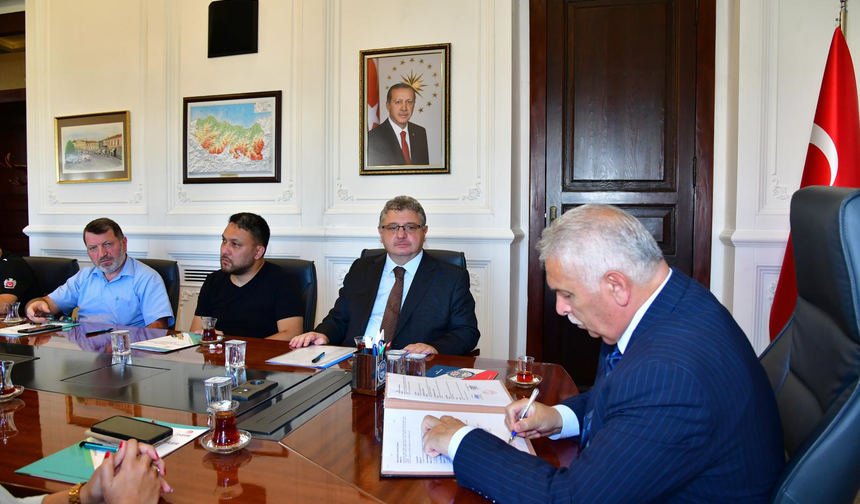 “EĞİTİMDE FIRSAT EŞİTLİĞİ SAĞLANIYOR”