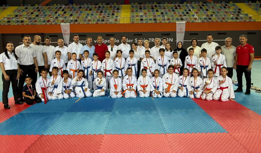 “KARATE ŞAMPİYONASI SEÇMELERİ TAMAMLANDI”