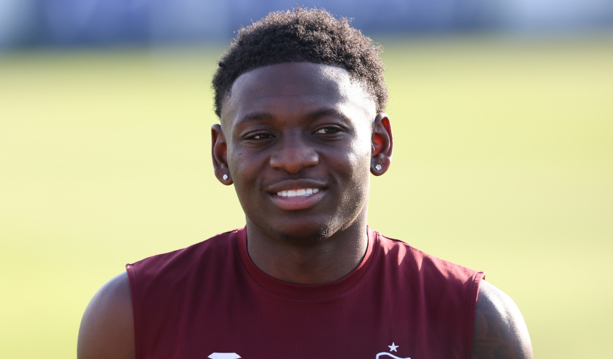 "FUTBOLCUMUZ KAZEEM OLAİGBE BASIN TOPLANTISI DÜZENLEDİ"