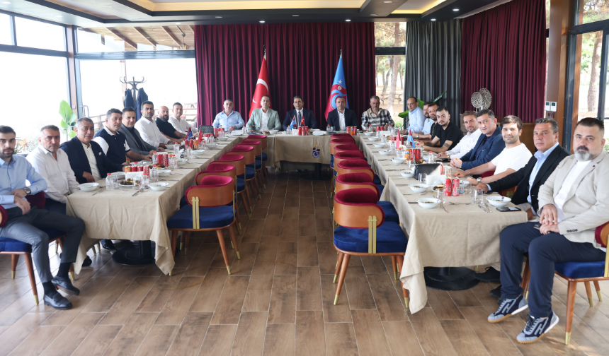 "MAÇ ÖNCESİ DOSTLUK YEMEĞİ"