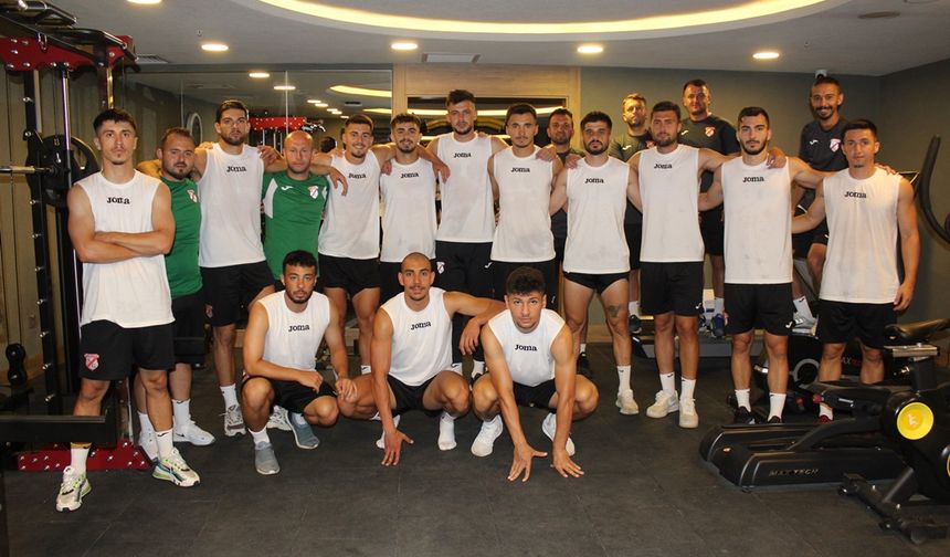 "SEBAT GENÇLİKSPOR SALONDA ÇALIŞTI"