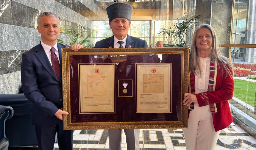“KURTULUŞUN VE CUMHURİYET’İN MADALYALI ŞEHRİ TRABZON”