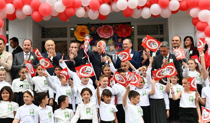 TRABZON’DA İLK DERS ZİLİ ÇALDI
