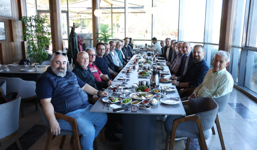 "YÖNETİM KURULUMUZ VE KURULLARIMIZ KAHVALTIDA BULUŞTU"