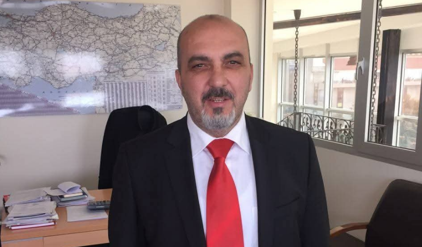 "CHP OF'TA OLAYLI KONGRE SONRASI YÖNETİM KURULUNDA İSTİFA DEPREMİ"