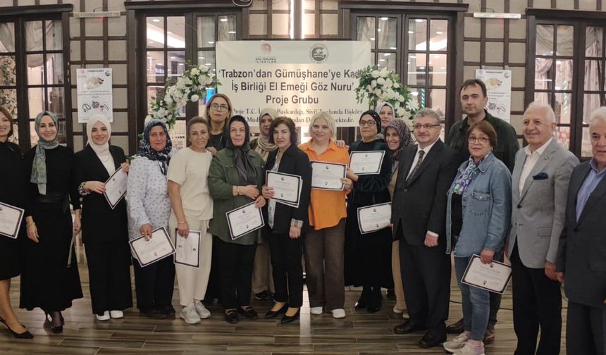 "GÜMÜŞHANELİLER DERNEĞİ’NDEN KAZAZİYE EL SANATLARI PROJESİ KAPANIŞ PROGRAMI"