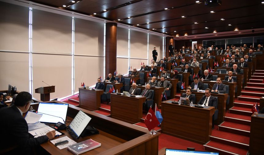 "BÜYÜKŞEHİR 2026 YILI GELİR TARİFESİ OY BİRLİĞİYLE KABUL EDİLDİ"