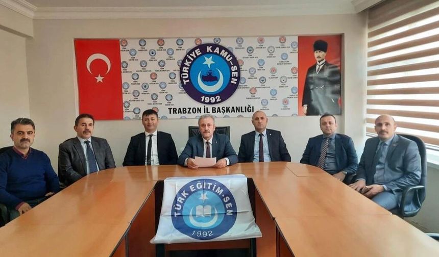 " 24 KASIM ÖĞRETMENLER GÜNÜ TÜRK EĞİTİM-SEN’DEN BASIN AÇIKLAMASI"