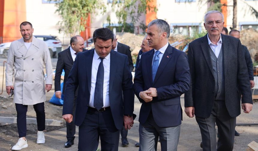 "YOMRA VAKFI ANADOLU LİSESİ’NDE ÇALIŞMALAR HIZLA İLERLİYOR"