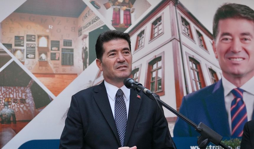 “VATANA ADANMIŞ BİR ÖMRÜN İZLERİ SERGİSİ, DUYGU DOLU ANLARA SAHNE OLDU"