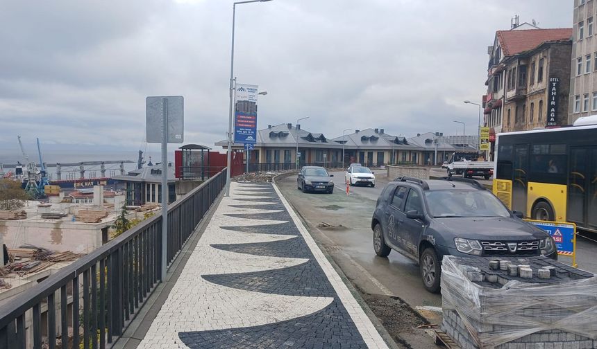 "BÜYÜKŞEHİR 18 İLÇEDE SORUNLARI ÇÖZÜYOR"