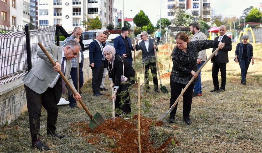 "ŞEHİT ÖĞRETMENLERİN ANISI, FİDANLARLA YAŞAYACAK"