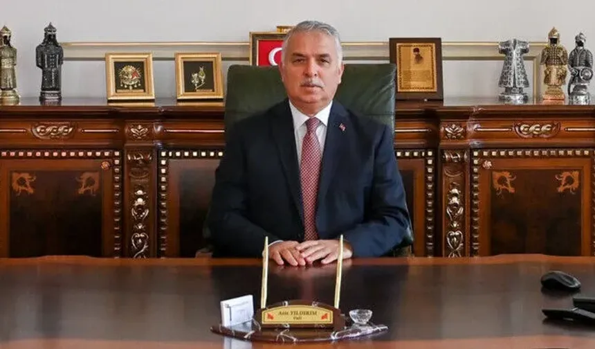 "VALİ AZİZ YILDIRIM’IN “YENİ YIL” MESAJI"