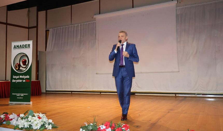 "CELAL HOCA GENÇLERİN GÖNLÜNÜ FETHETTİ"