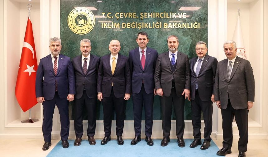 "TRABZON’UN PROJELERİ ANKARA’DA MASAYA YATIRILDI"