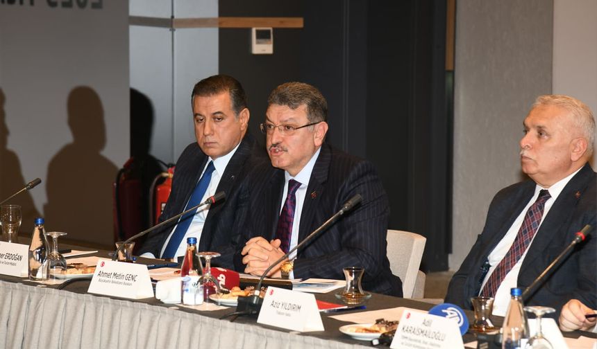 "TRABZON’DA TURİZM HEDEFLERİ MASAYA YATIRILDI"