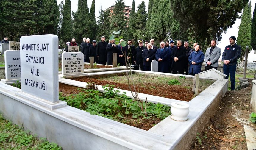 "VALİ TAHİR ŞAHİN’DEN ANLAMLI KABİR ZİYARETİ"