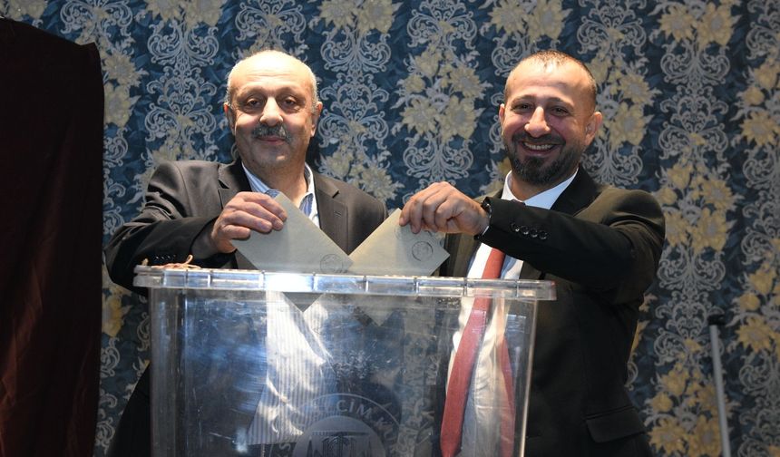 "MUSTAFA KARTAL BAŞKAN SEÇİLDİ"