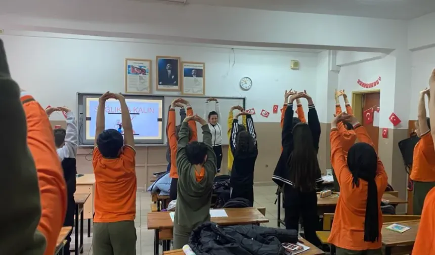 "AKÇAABAT’TAN TÜRKİYE’YE SAĞLIK KÖPRÜSÜ OMURGA REHBERİM"