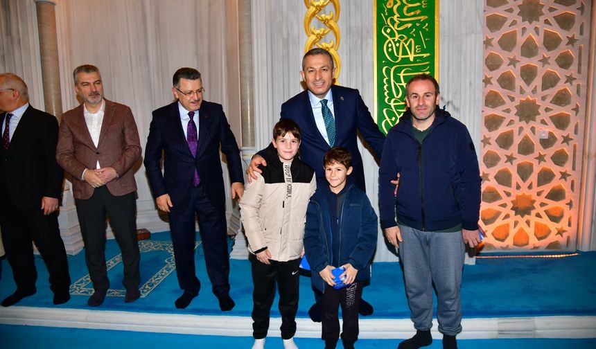 "VALİ TAHİR ŞAHİN, BERAT KANDİLİ PROGRAMINA KATILDI"