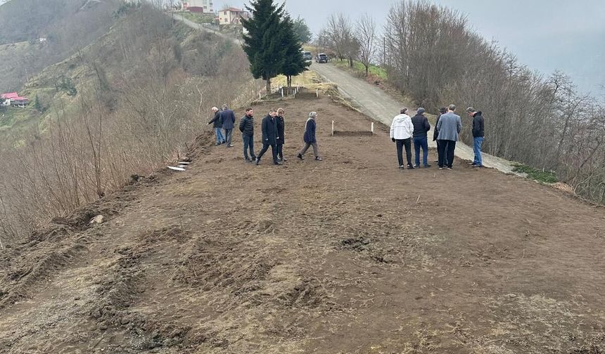 "SUİÇMEZ ASIRLIK MEZARLAR TAHRİP EDİLDİ, VAKFIKEBİR’DE TARİHİ ALANLAR KORUNMUYOR"