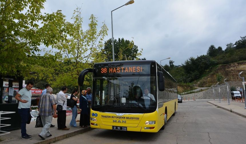 "TRABZON'DA TOPLU ULAŞIM VE BÜYÜKŞEHİR OTOPARKLARI BAYRAMDA ÜCRETSİZ OLACAK"