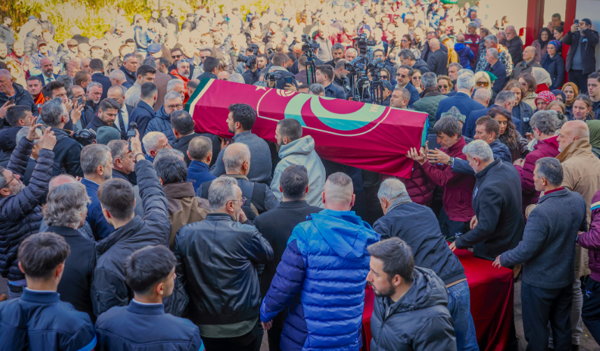 "ORHAN KAYNAK İÇİN TÖREN DÜZENLENDİ"