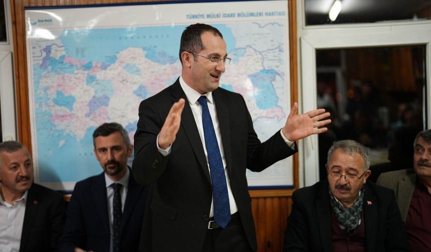 "BAŞKAN EKİM HER AKŞAM FARKLI MAHALLEDE VATANDAŞLARLA BULUŞUYOR"