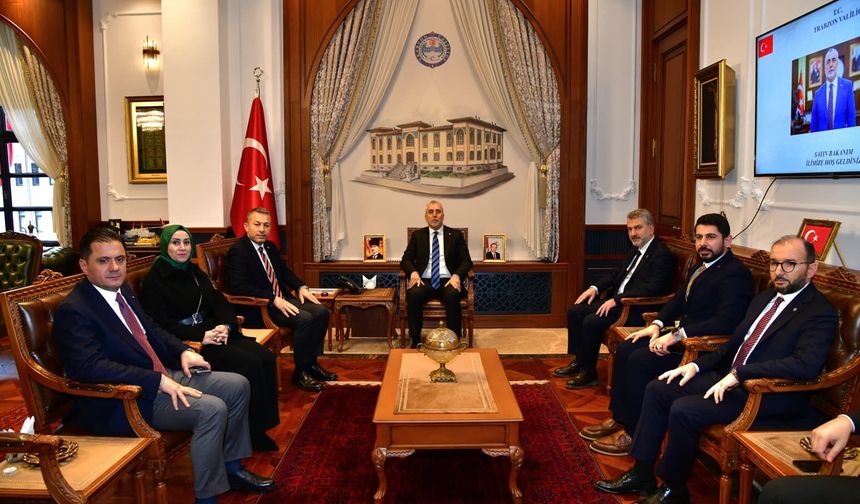 "ÇALIŞMA VE SOSYAL GÜVENLİK BAKANI VEDAT IŞIKHAN, VALİLİĞİ ZİYARET ETTİ"