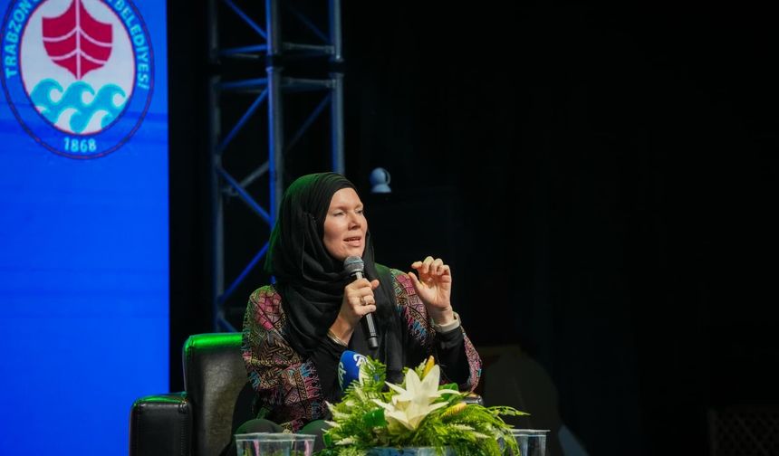 "KANADALI YAZAR JENNY MOLENDYK, NASIL DİN DEĞİŞTİRDİĞİNİ ANLATTI"