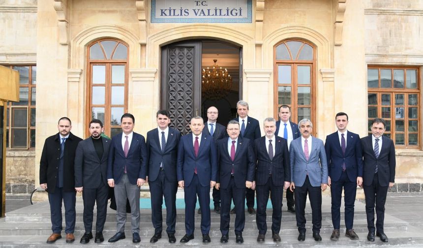 "BAŞKAN GENÇ’TEN SURİYE’DE ÇADIR KENTE ZİYARET"