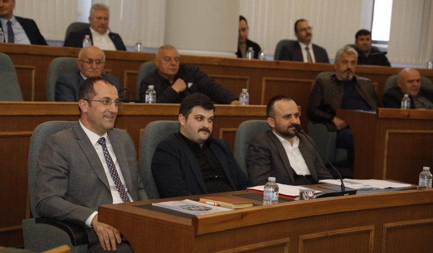 "AKÇAABAT BELEDİYESİ 2025 YILI FAALİYET RAPORU MECLİSTE KABUL EDİLDİ"