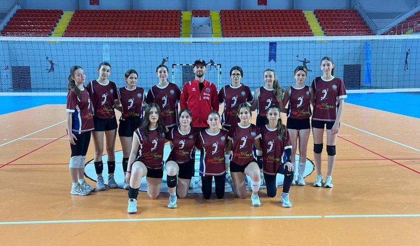 “TRABZON’UN ŞAMPİYONU BORDO MAVİLİ GENÇ SULTANLAR TÜRKİYE SAHNESİNE ÇIKIYOR”