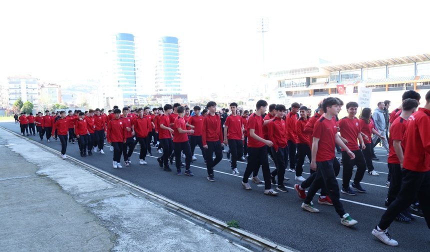 "KOŞABİLİYORKEN KOŞ"