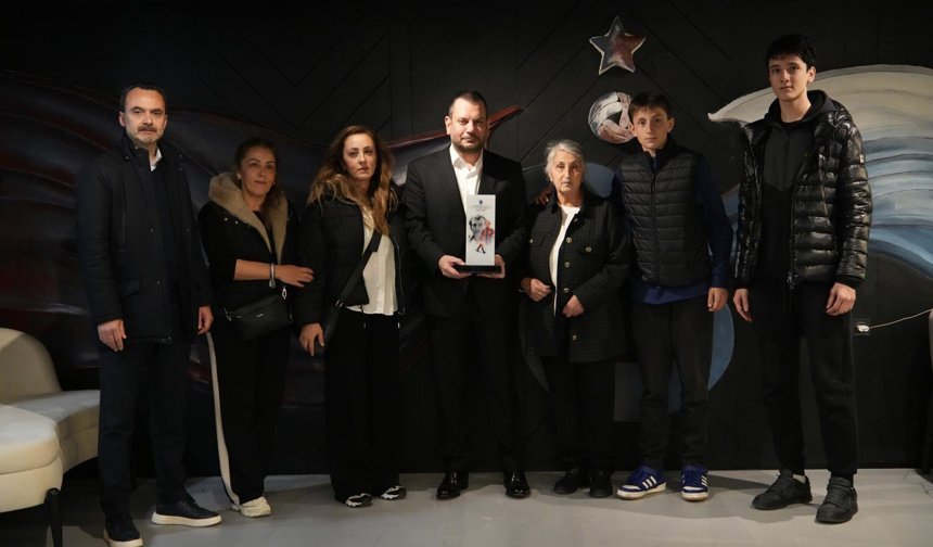 “JAJA COELHO’YA TEŞEKKÜR PLAKETİ”