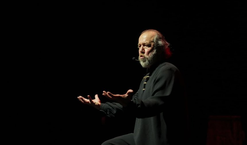 "KUVAYIMİLLİYE DESTANI SAHNEDE HAYAT BULDU"