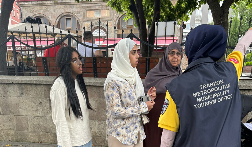 "BÜYÜKŞEHİR ON BİNLERCE TURİSTE HİZMET VERDİ"