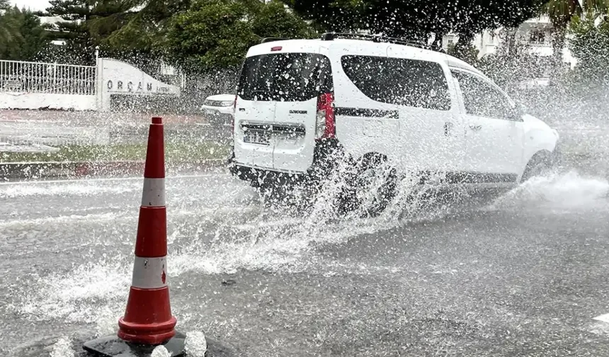 "METEOROLOJİ’DEN 5 İLE KUVVETLİ YAĞIŞ UYARISI"