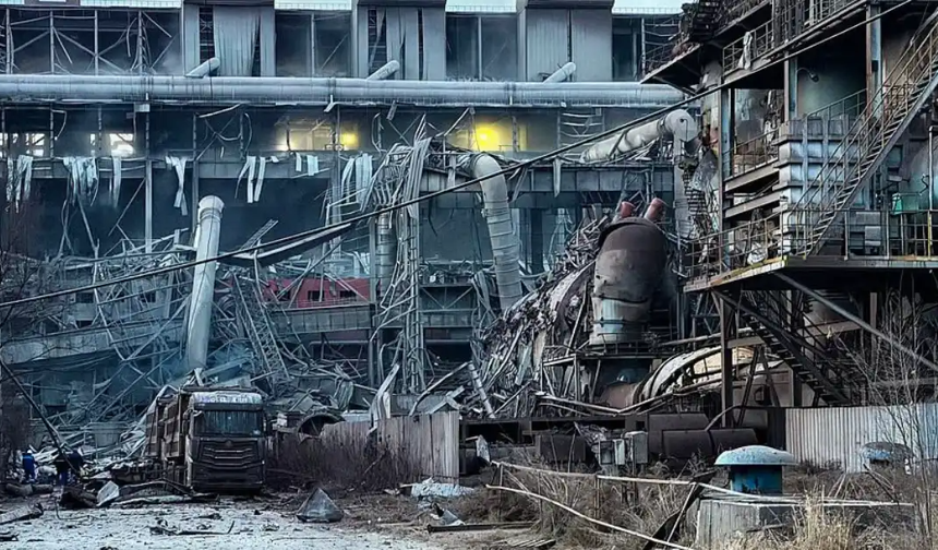 ÇİN’DE HAVAİ FİŞEK FABRİKASINDA PATLAMA: 26 ÖLÜ, 61 YARALI
