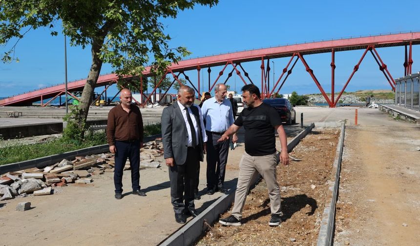 ARSİN SAHİL PARKI YENİLENİYOR